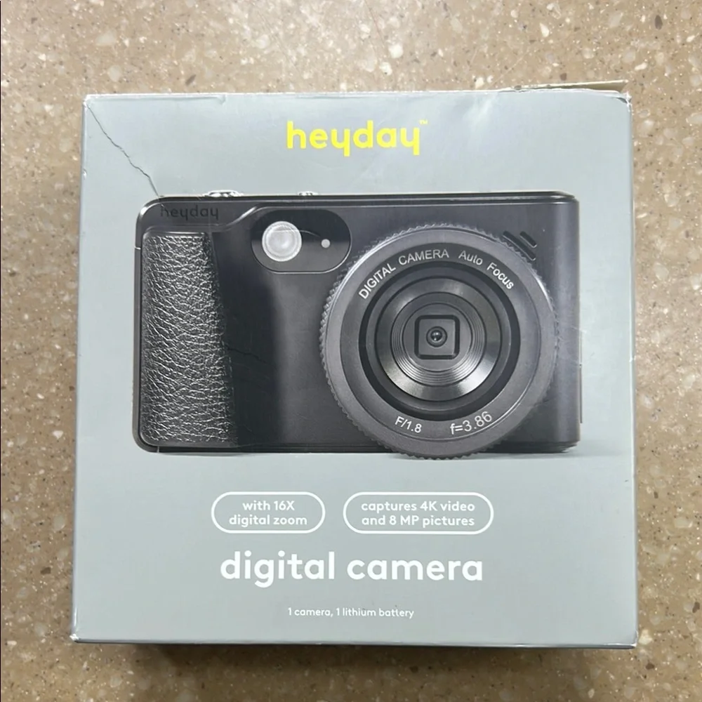 Heyday Black Digital Camera Retro Design Compact